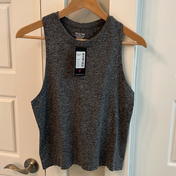 NWT Peloton Seamless Twist Tank - Picture 2 of 7